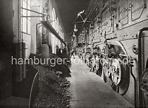 Sie interessieren sich für dieses Bild z. B. auf Fotoleinwand / Posterprint zur Dekoration für Büro und Wohnung oder als Geschenk zum Firmenjubiläum? Informieren Sie sich bitte über unsere Formate und Preise hier: www.hamburg-bilder.biz.  Falls Sie die gewünschten historischen Hamburg Motive nicht auf der hamburger- fotoarchiv.de gefunden haben: fragen Sie uns! Wir beraten Sie gerne und stellen Ihnen Vorschläge zu den unterschiedlichsten Hamburger Themengebieten zusammen.
