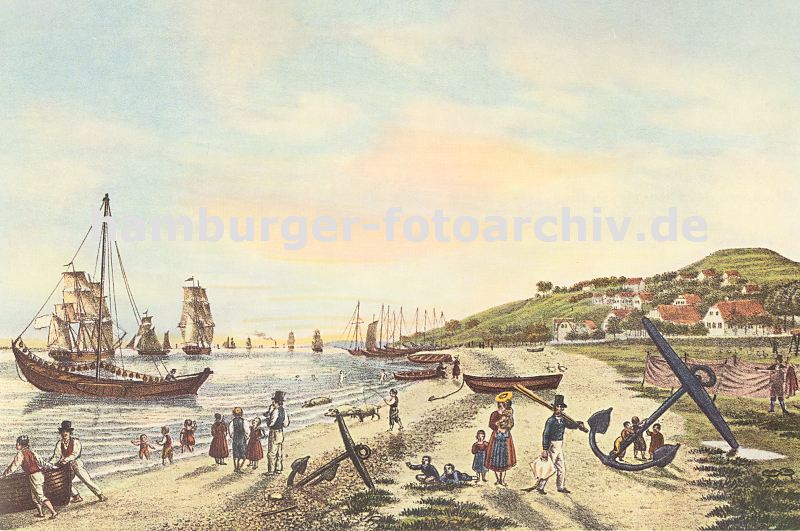 022_09540360 Blankenese um 1830; Fischerboote liegen am Elbufer - Kinder spielen am Strand; Blankeneser Fischer mit Ihren Frauen in Tracht. Auf der Elbe fahren Segelschiffe.